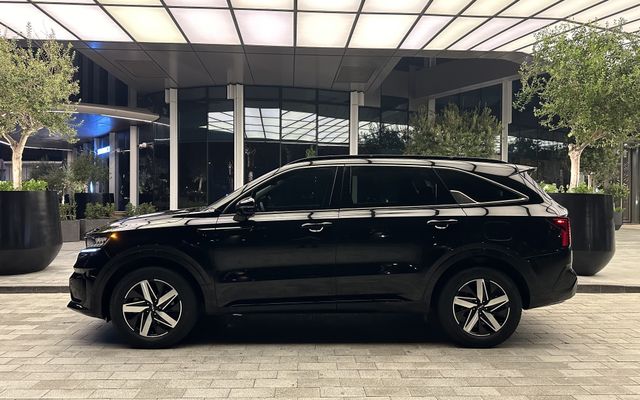 KIA Sorento - image 2