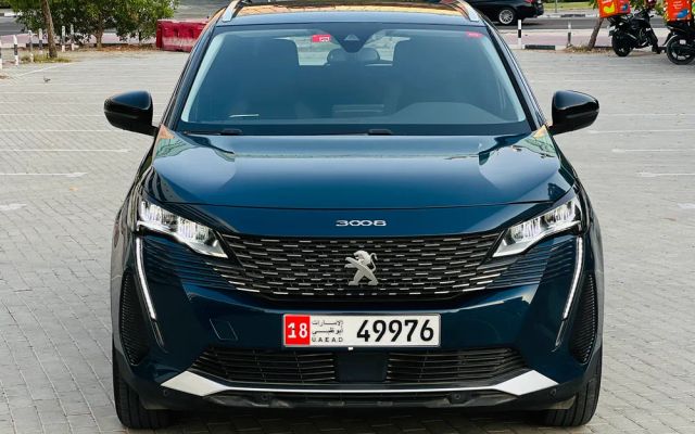 PEUGEOT 3008 - image 4