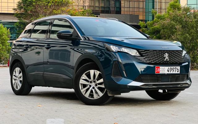 PEUGEOT 3008 - image 1
