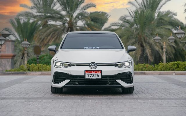 VOLKSWAGEN GOLF R - image 3