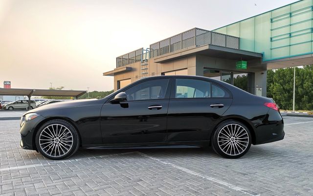 MERCEDES C300 - image 2