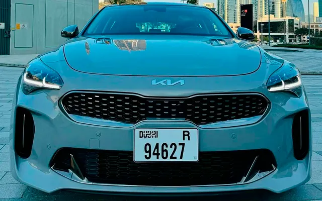 KIA STINGER - image 2