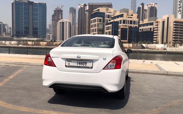 NISSAN SUNNY - image 2
