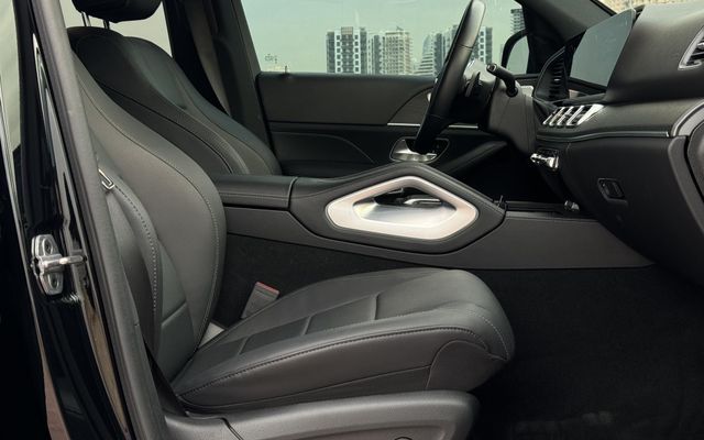 MERCEDES BENZ GLE 350 - image 3