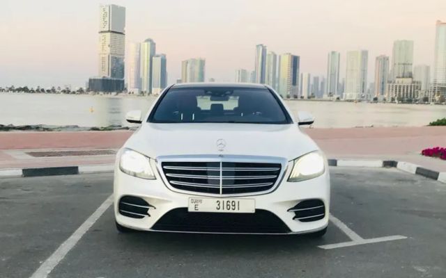 MERCEDES S560 - image 2