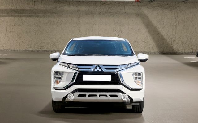 Mitsubishi Xpander 1.5L Mid Line 7 STR - image 3