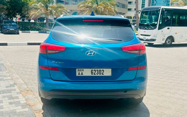 HYUNDAI TUCSON - image 4