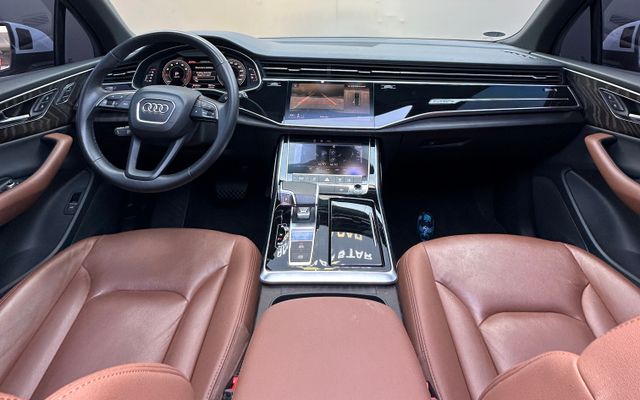 AUDI Q7 - image 4