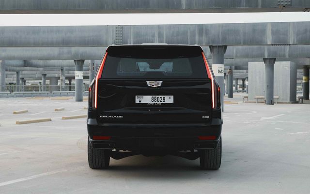 Cadillac Escalade – Picture 4