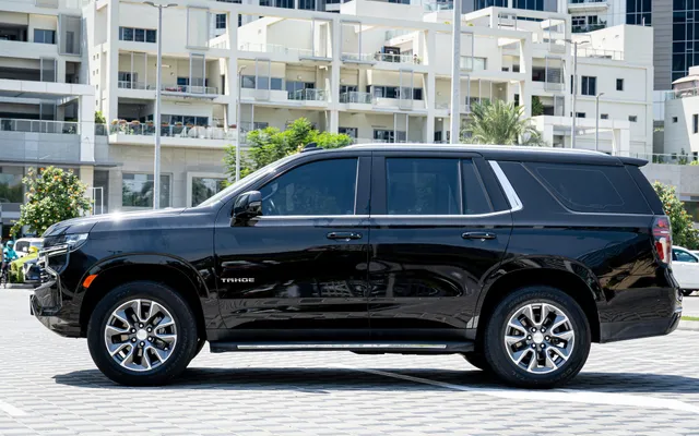 Chevrolet Tahoe – Picture 2