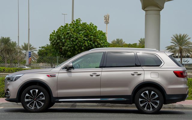 Hongqi HS7 - image 2