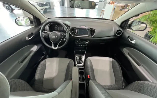 Kia Pegas - image 4
