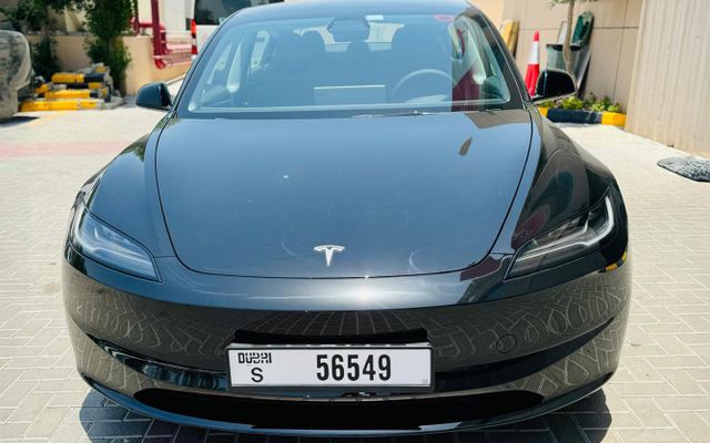 TESLA MODEL 3 - 2024 - image 2