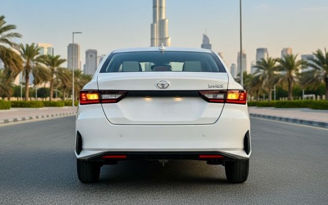 Toyota Yaris - image 4