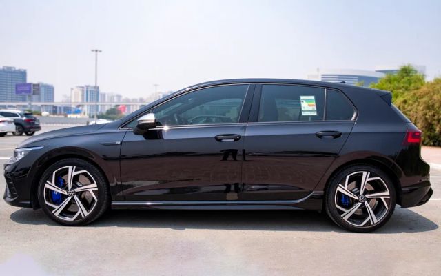 Volkswagen Golf8 R - image 2