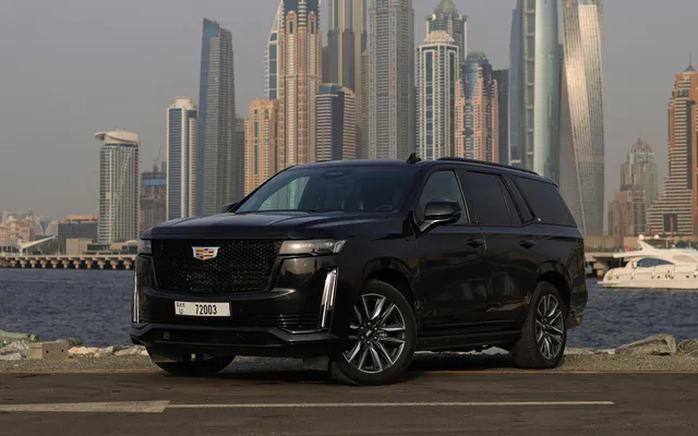CADILLAC ESCALADE - image 1