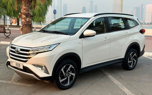 TOYOTA RUSH - image 1