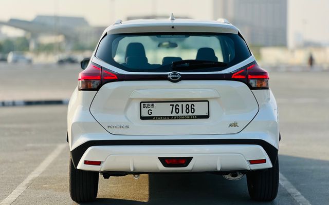 NISSAN KICKS - image 4