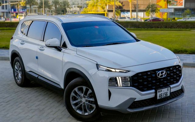 Hyundai Santa Fe - image 1