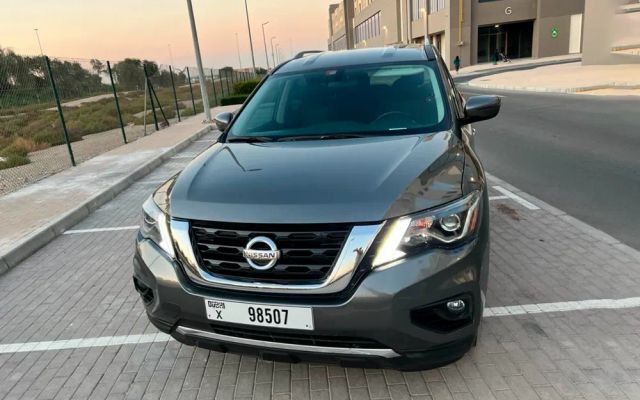 NISSAN PATHFINDER - image 1