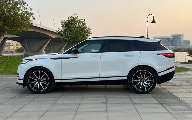 Land Rover Velar - image 3