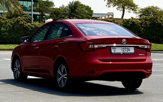 MG 5 Lux 2024 - image 4