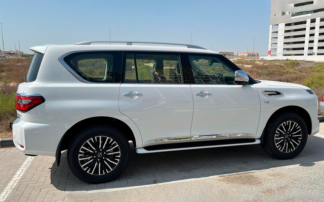 Nissan Patrol - image 2