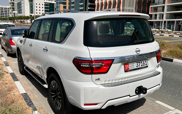 Nissan Patrol - image 4