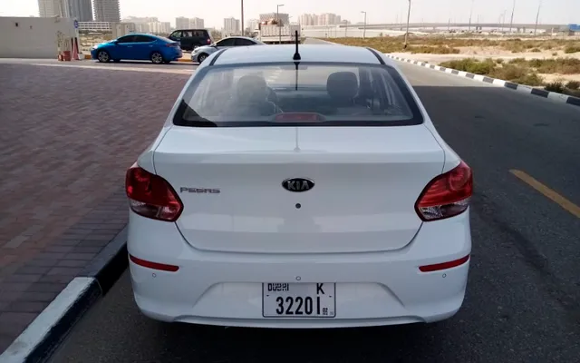 Kia Pegas - image 3