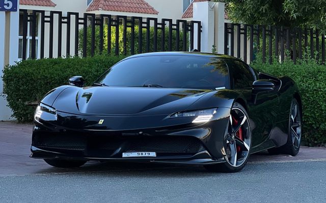 FERRARI SF90 STRADALE - image 2