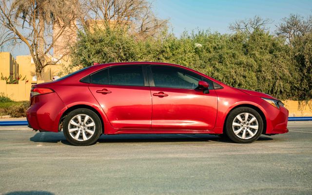 TOYOTA COROLLA - image 3