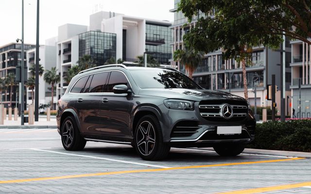 MERCEDES GLS - image 1