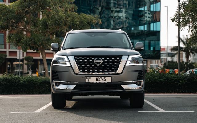 Nissan Patrol - image 3