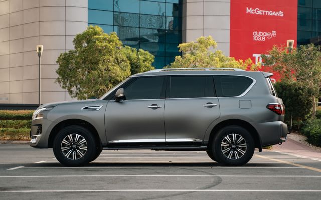 Nissan Patrol - image 2