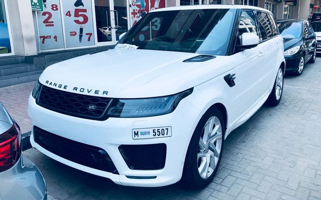 RANGE ROVER SPORT - image 1