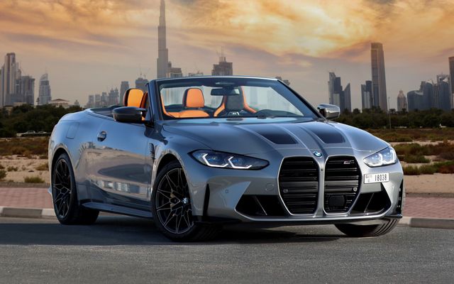 BMW M4 Convertible Gray - image 4