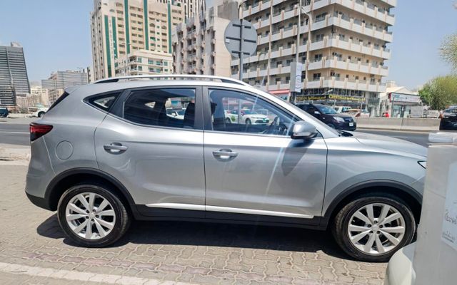 MG ZS - image 2