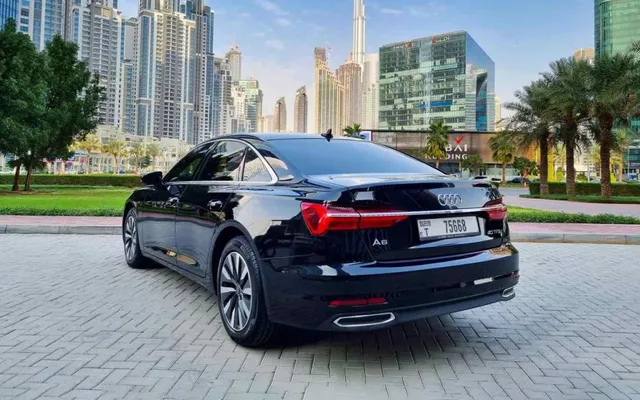 Audi A6 2022 - image 4