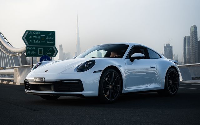 PORSCHE 911 - image 1