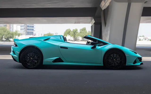 Lamborghini EVO Spyder – Picture 2
