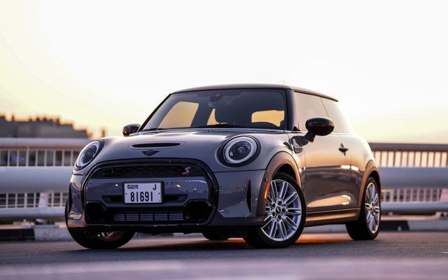 Mini Cooper S - image 1