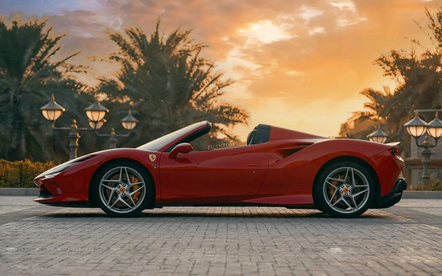 FERRARI F8 SPIDER – Picture 2