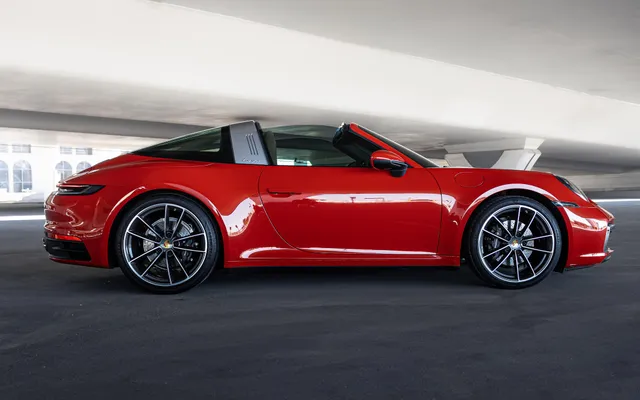 Porsche 911 Targa 4 – Picture 2