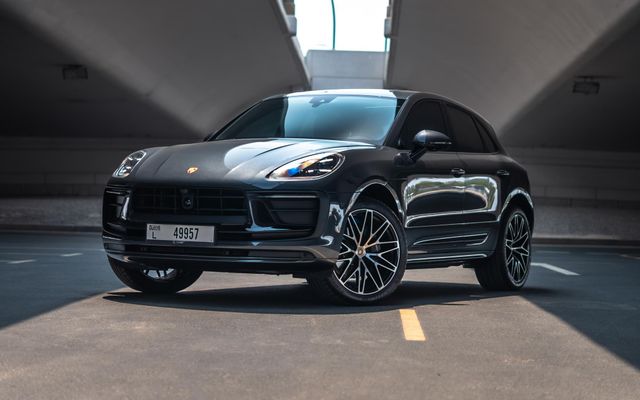 Porsche Macan - image 1