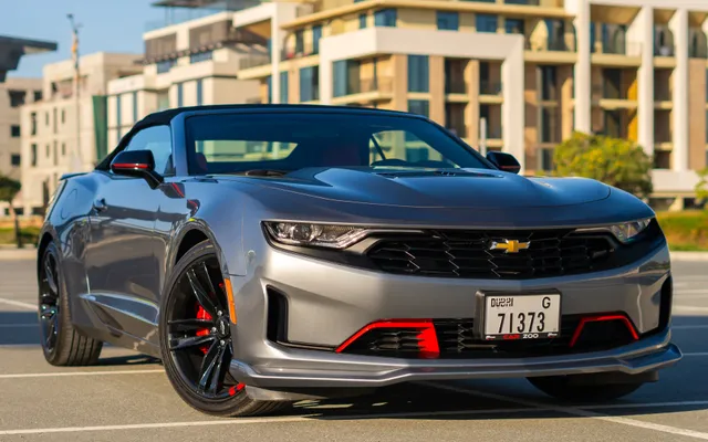 Chevrolet Camaro - image 3