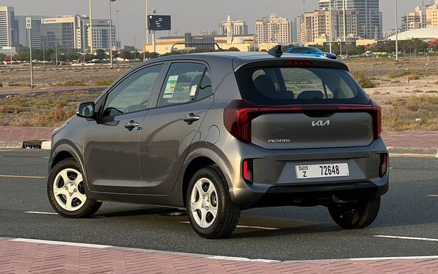 KIA Picanto - image 2