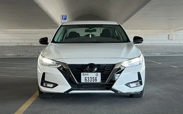 Nissan Sentra - image 3