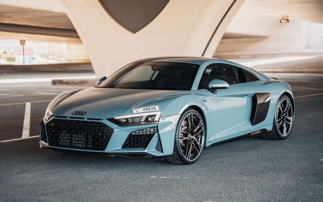 Audi R8 V10 - image 1