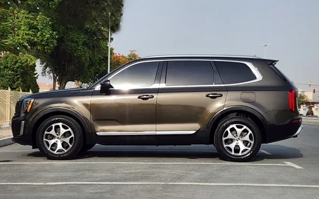 KIA TELLURIDE - 2023 - image 2