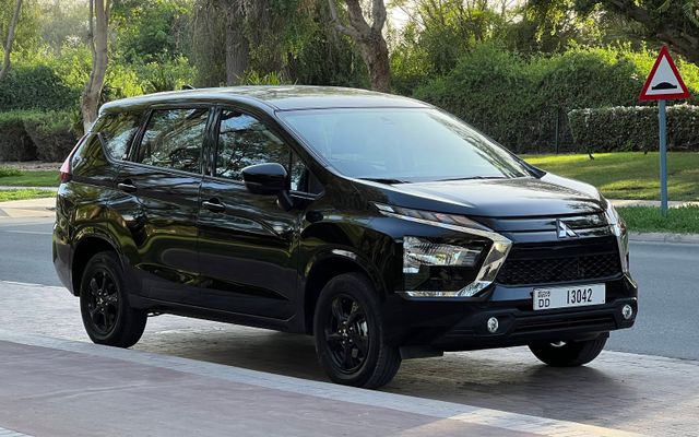 MITSUBISHI XPANDER - image 4